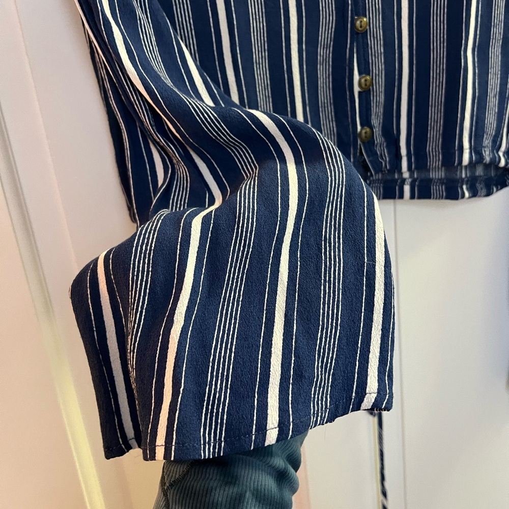 Blue Striped Button-Up Top - Picture 3 of 4